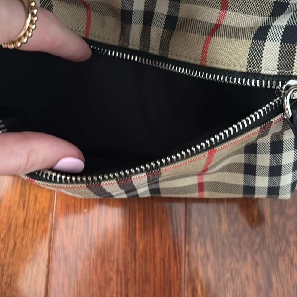 Burberry Dewey Backpack - Picture 5 of 10